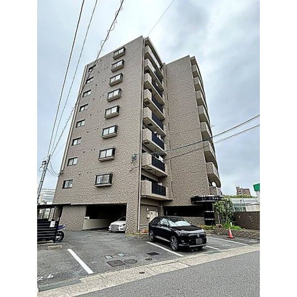 ファミーユ植田東