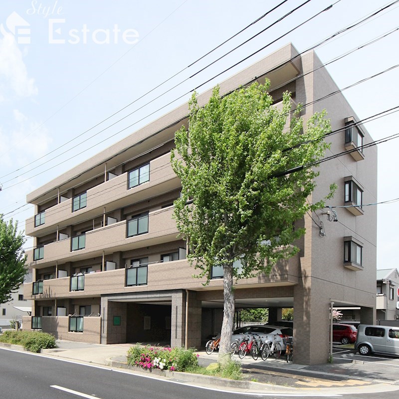 レージュ原