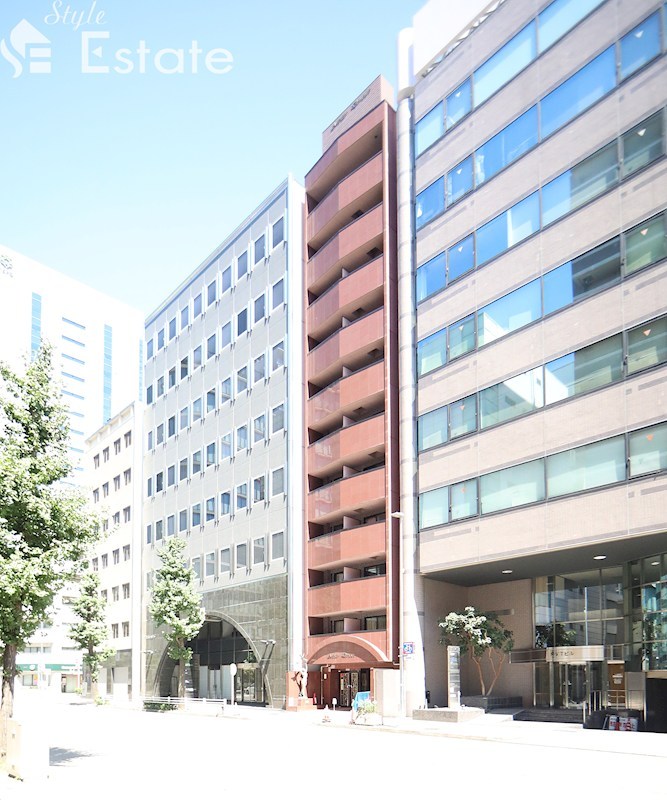 アヴァンセドミール