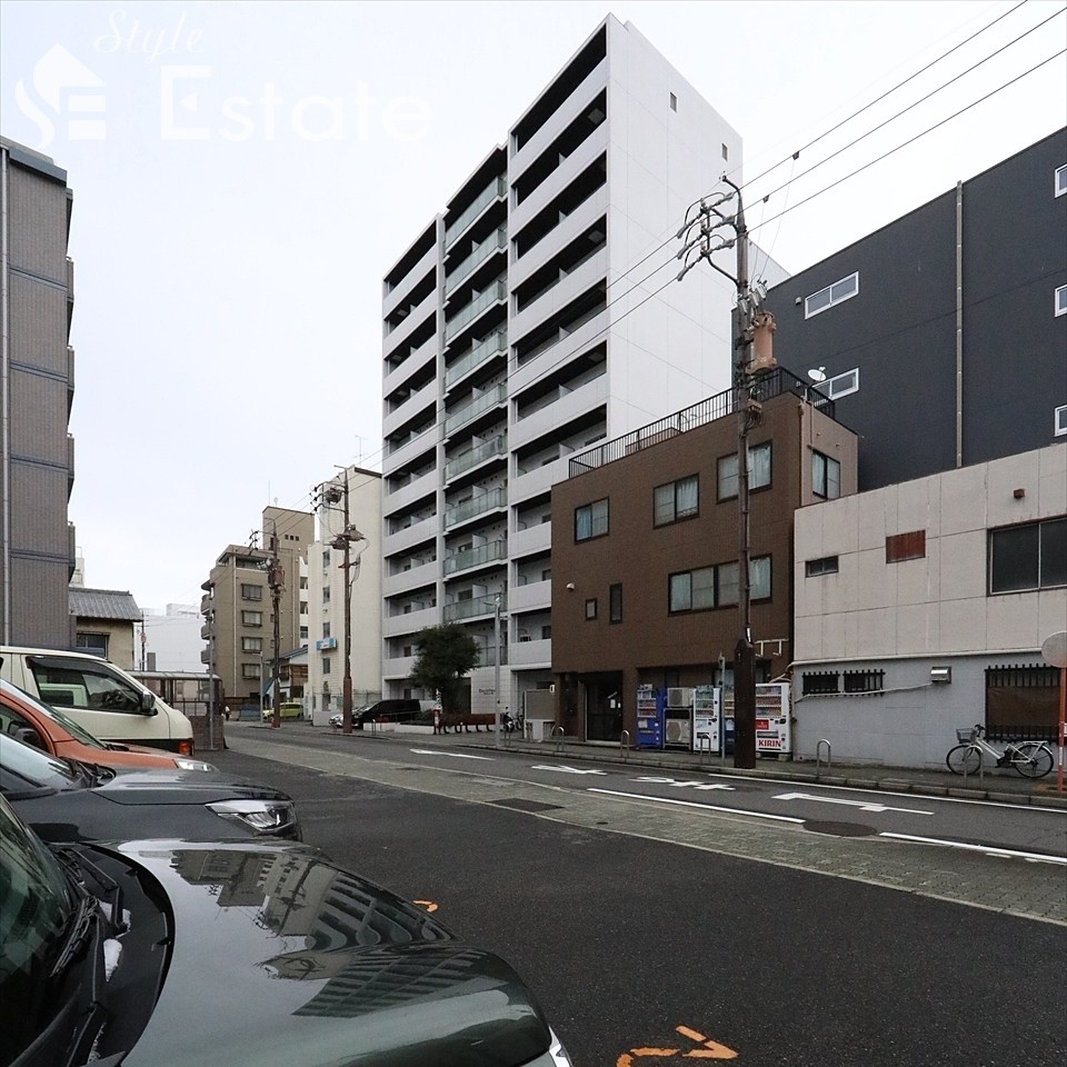 グランルージュ栄 II