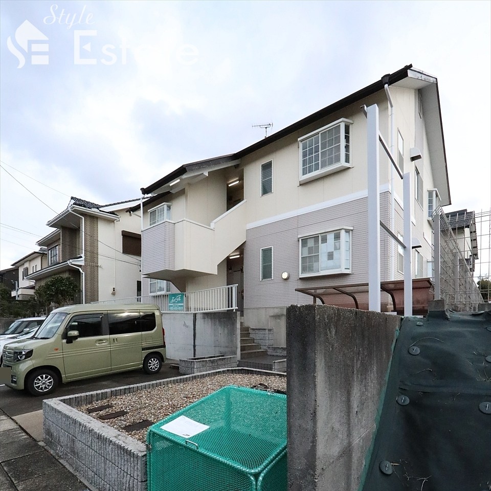 ラコリーナデ天白