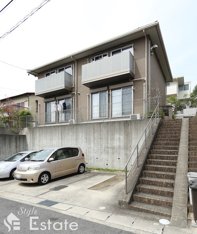 エーリ東山公園