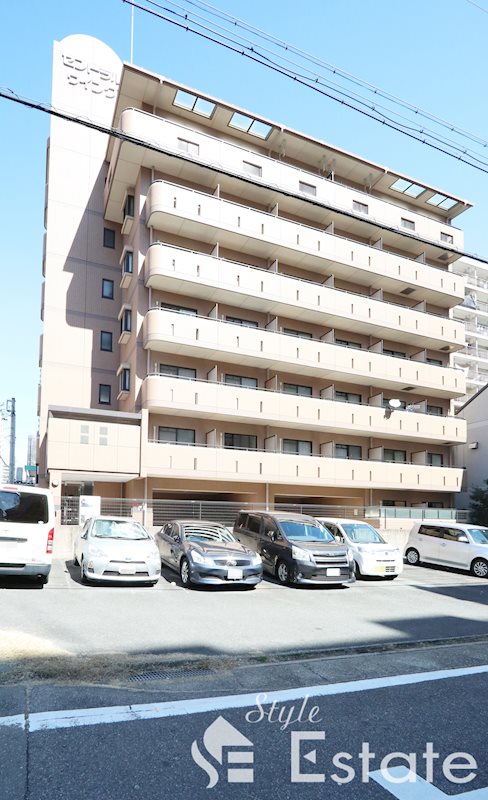 セントラルウイング