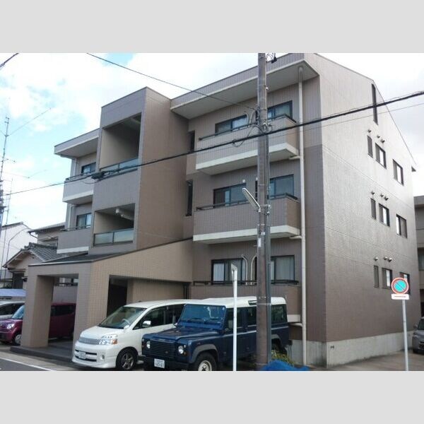 エステート元八事