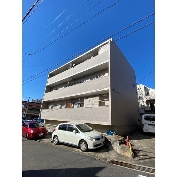 信和元町ハウス