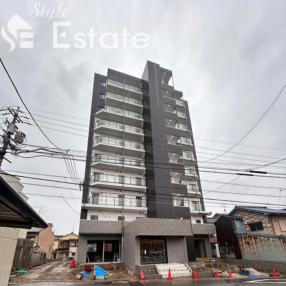 THE RESIDENCE SAKURAYAMA WEST