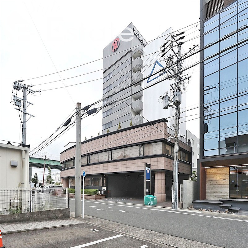 麦島建設本社ビル