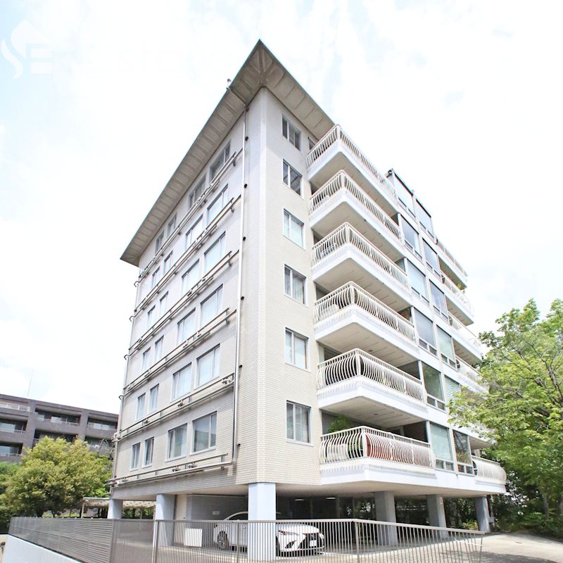 月見ヶ丘マンションD棟